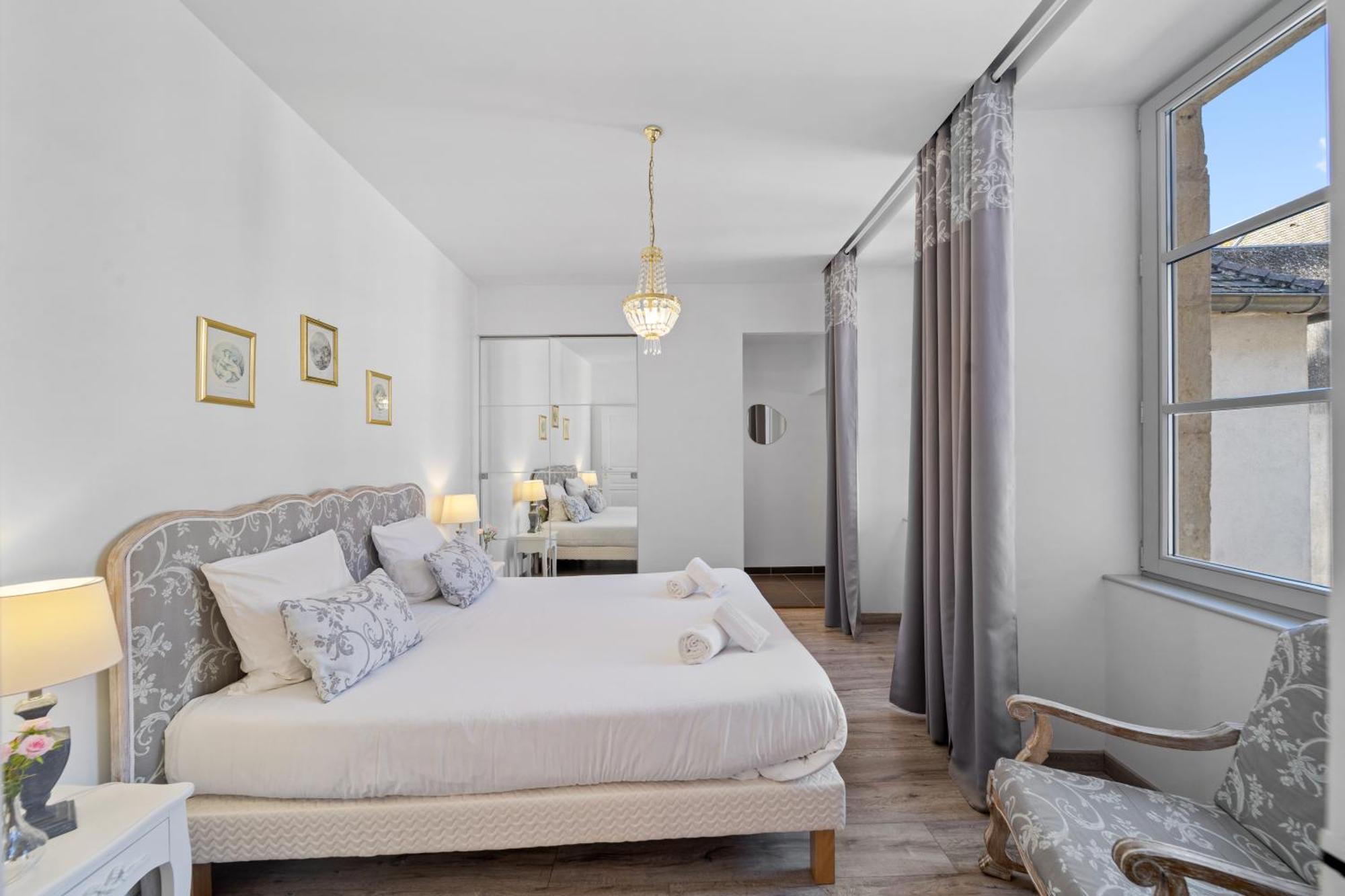 Le Beau Carnot - Appartement En Hypercentre De Beaune Exterior foto